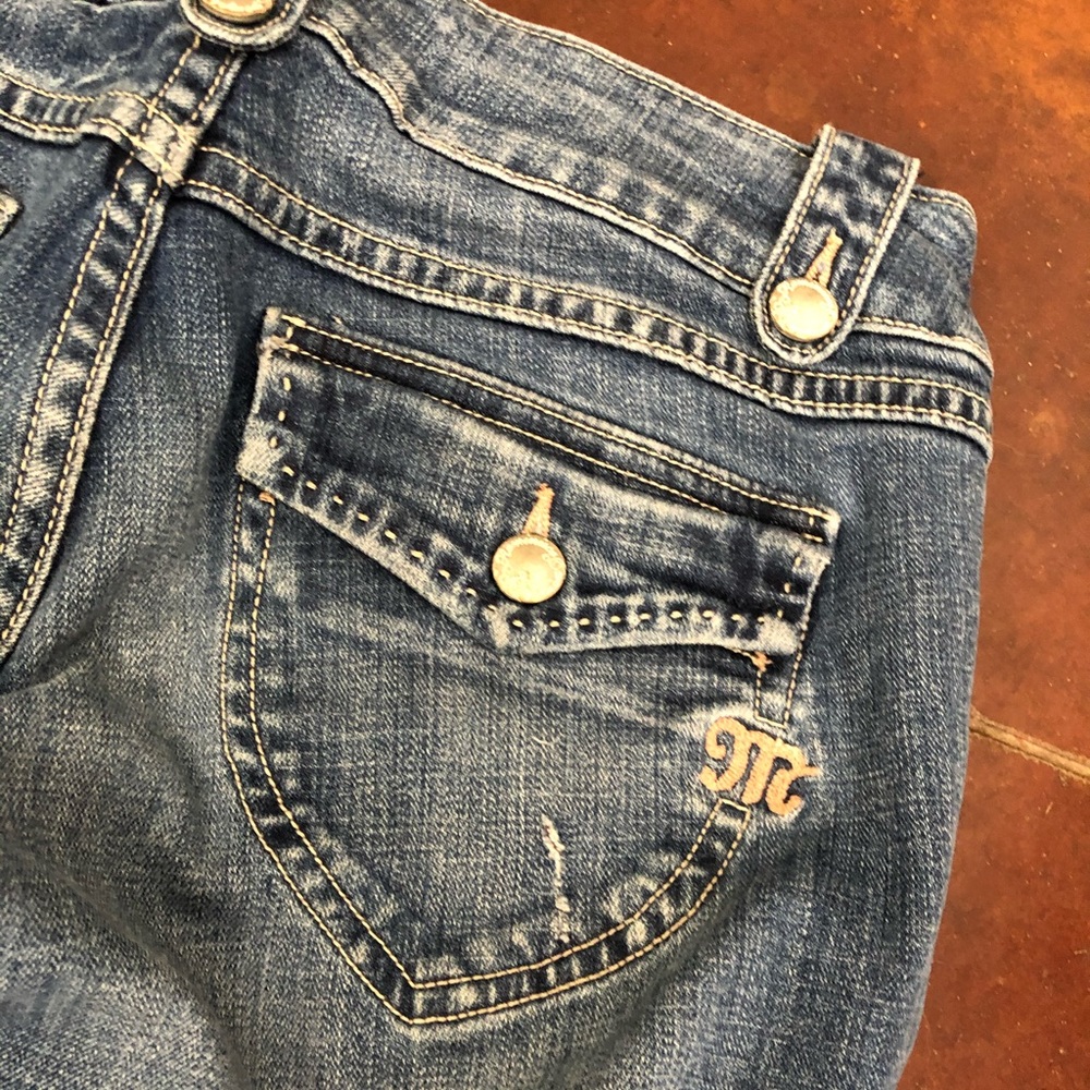 Miss Me Cropped jeans - FAVORITES!!!!